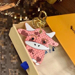 LOUIS VUITTON (ルイヴィトン) 超可愛い 牛さん モノグラム アニマル チャーム キーホルダー キーリング 飾り 鞄飾り 芸能人愛用 財布飾り プレゼント勧め 海外通販 送料無料[#key07106]