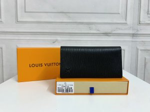 大人気 ブランド LOUIS VUITTON / ルイヴィト...