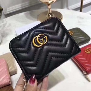 GUCCI / グッチ 短財布 カード 紙幣 小銭 人気潮流...