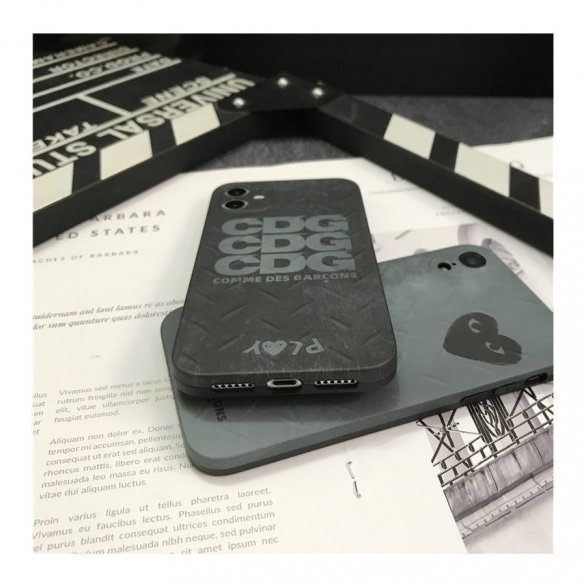 お洒落人気新品 ブランド コムデギャルソン CDG PLAY 携帯電話 ケース iPhone 12mini/12 Pro/12 Pro Max/11 PRO/MAX/XS/8/7 plus スマホケース ケース シリコーン素材男性と女性[#case20210410]