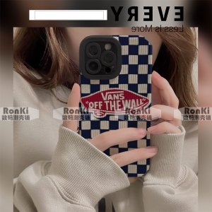 人気 VANS / バン ケース iPhone 13/13 ...