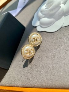 送料無料 新作 ピアス ブランド CHANEL / シャネル...