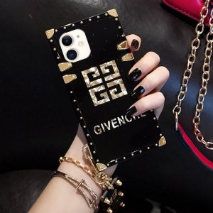 贅沢 ブランド Givenchy / ジバンシィ iPhon...