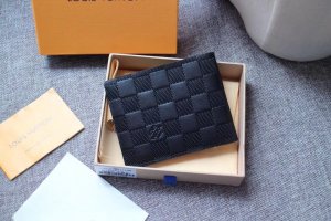 大人気 ブランド LOUIS VUITTON / ルイヴィト...