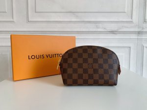 大人気 ブランド LOUIS VUITTON / ルイヴィトン M47515 化粧パック 安い 高品質 芸能人愛用 [#lvwallet069]