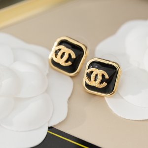 送料無料 新作 ピアス ブランド CHANEL / シャネル...