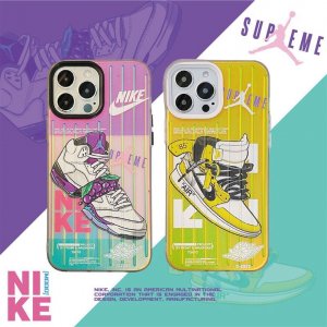 【2022新作】超人気のNIKE / ナイキ ケース iPh...
