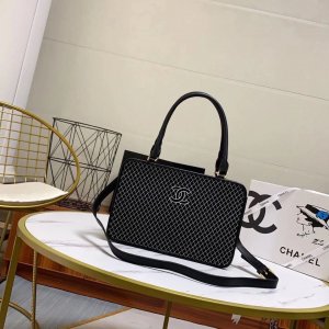 人気 ブランド CHANEL / シャネル ウエストバッグ ...