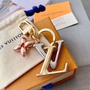 LOUIS VUITTON (ルイヴィトン) LV ロゴ モ...