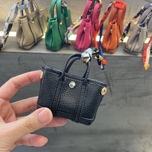 Hermès / エルメス 車のキーホルダー モノグラム ア...