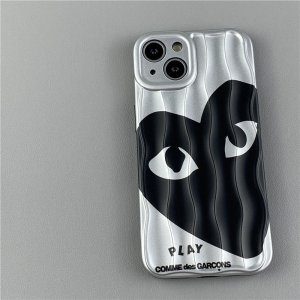 人気新品 ブランド コムデギャルソン CDG PLAY 携帯電話 ケース iPhone 14/14 Plus/14 Pro/14 Pro Max/13/13 Pro/13 Pro Max/12/12 Pro/12 Pro Max/11 PRO MAX スマホケース シリコーン素材 [#case202212196]