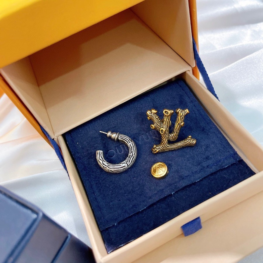 超人気 新作 ピアス ブランド LOUIS VUITTON ...