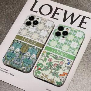 ロエベ iPhone15/14ケース iPhone15pro/15pro max/15plus/iPhone14pro/pro max/plus/13/13 pro/13promax アイフォン スマホケース LOEWE 花 手描き 植物 緑 ロゴ ハイ ブランド iphone12/12pro/12pro11max/11/11pro/xs/xsmax  おしゃれ モノグラム 人気 エレガント LOEWE プレゼント 彼女 携帯カバー 