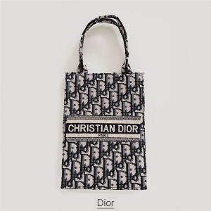 2023年人気韓国 DIOR iPhone15 14ケース ファッション 携帯カバー 新品 ディオール アイフォン ブランド スマホケース ミニマル dior 柄 シンプル モノグラム DIOR風 取り外し可能 ショルダー ベルト