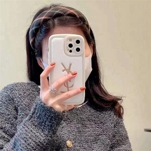 ysl イブサンローラン iphone ケース ブランド お...