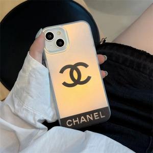 Chanel シャネルオ　フホワイト iphone14 15 ultraケースブランド ハイブランド iphone14pro/14 15plusカバー韓国風 スレディース斜め掛け