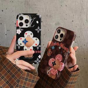 Lv ルイヴィトンiphone14 15 pro 15 plusケースブランドカード入れハイブランドiphone14pro/14 15plusカバーiphone15 plus14 pro maxケースブランドコピーメンズブランド携帯ケースiphone 15 pro max 14pro/13 pro maxケース手帳型