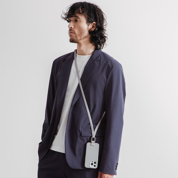 objcts.io「アジャスタブルレザーストラップ + iPhoneケースセット」